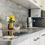 Edelstein Guest house 3*
