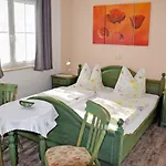 Guest house Edelstein 3*