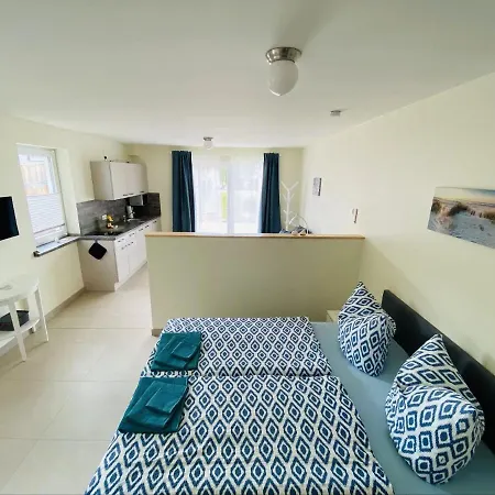 게스트하우스 Edelstein 3*