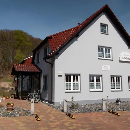 게스트하우스 Edelstein 3*