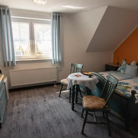 게스트하우스 Edelstein Sellin (Rugen)