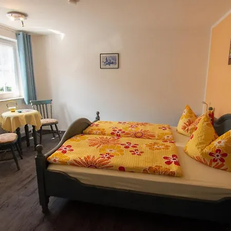 Edelstein 게스트하우스