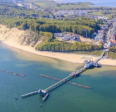 Edelstein 게스트하우스 3*